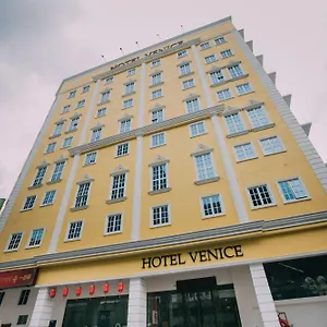 Venice Hotel